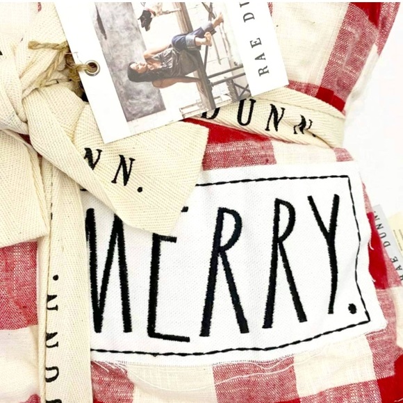 🛍️ Rae Dunn Merry blanket Buffalo Red and Cream Plaid Sherpa Throw blanket - Picture 6 of 6